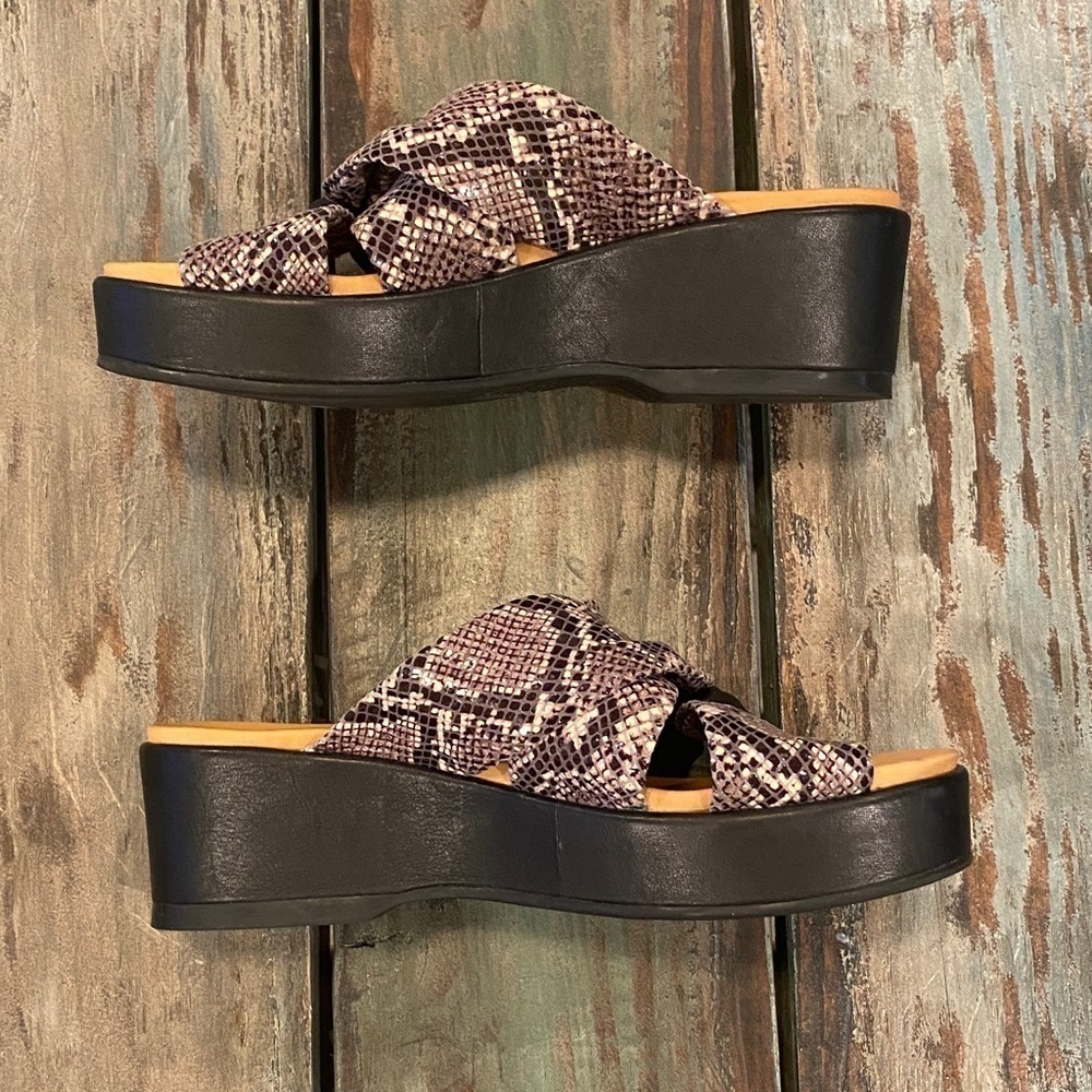 Corso Como 6.5 Wynnter Platform Slide Sandal Snakeskin Print Leather Wedge Shoes - Picture 4 of 15